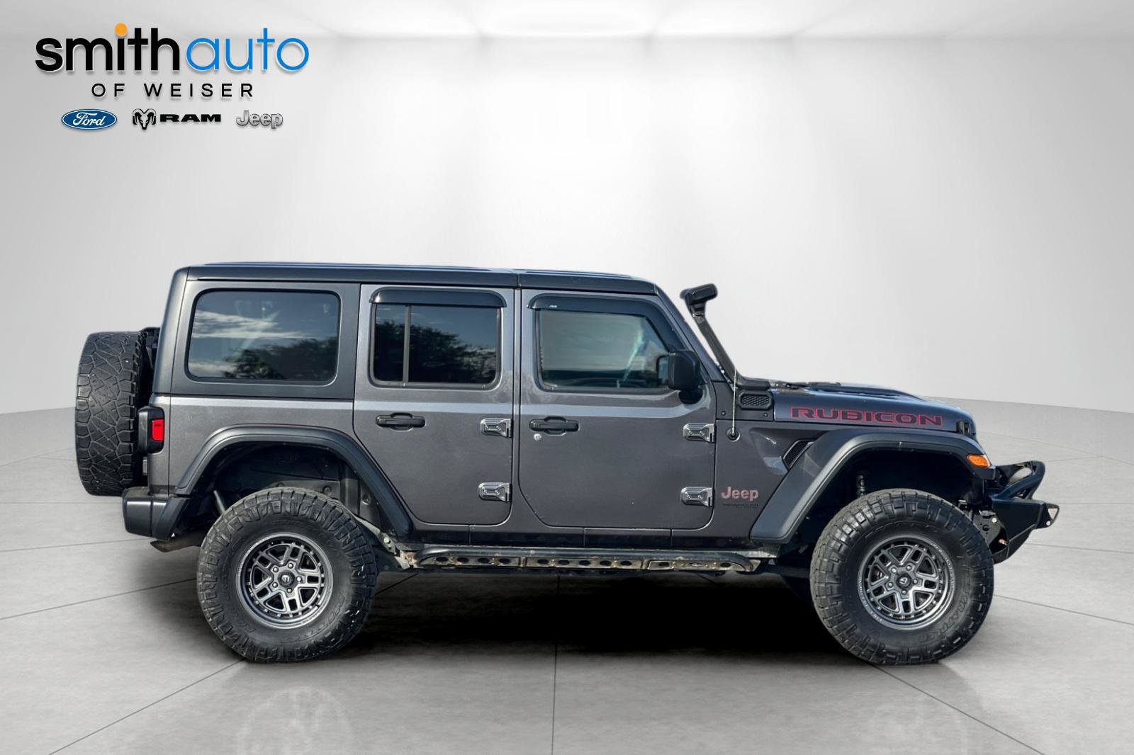 Used 2018 Jeep Wrangler Unlimited Rubicon AWD/4WD image 3