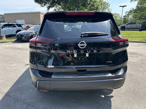 New 2026 Nissan Rogue SV AWD/4WD image 6