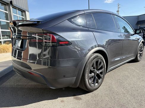 Used 2024 Tesla Model X AWD/4WD image 8