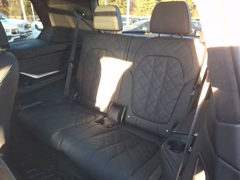 Used 2026 BMW X7 xDrive40i w/ M Sport Package image 8