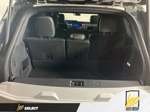 Used 2025 Ford Expedition Tremor AWD/4WD image 23