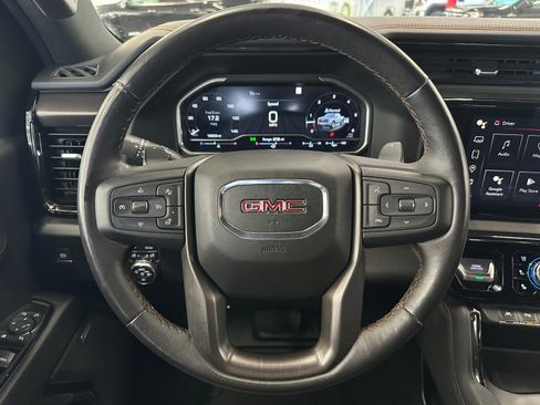 Used 2023 GMC Sierra 1500 AT4 image 16