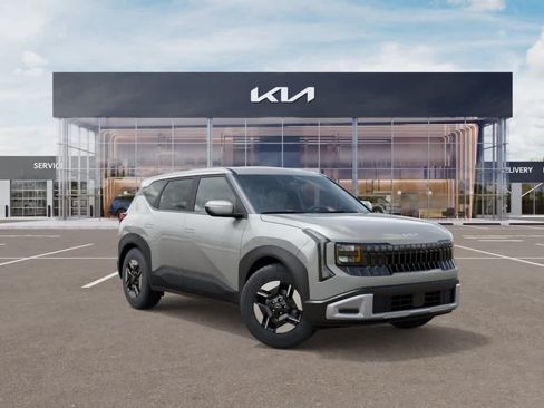 New 2027 Kia Seltos LX FWD image 8