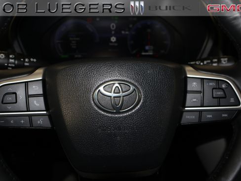 Used 2024 Toyota Grand Highlander XLE image 25