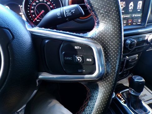 Used 2021 Jeep Gladiator Mojave image 19