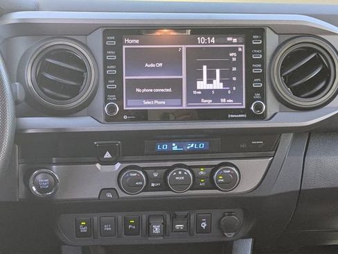 Used 2022 Toyota Tacoma SR5 RWD image 10
