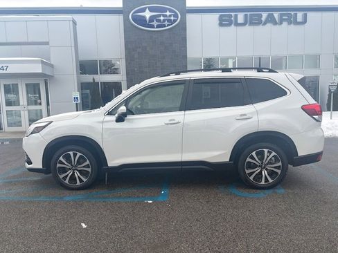 Used 2023 Subaru Forester Limited image 2