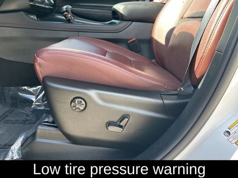 Used 2025 Dodge Durango GT image 16