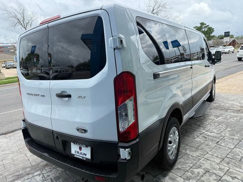 Used 2022 Ford Transit 350 XLT image 3