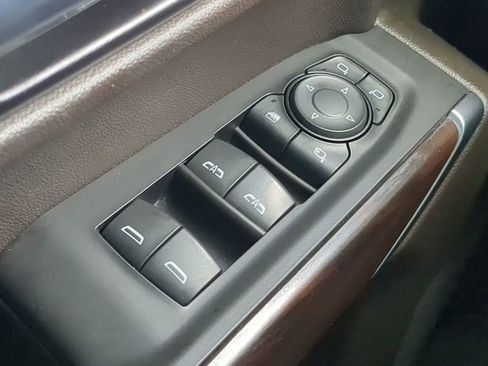 Used 2021 GMC Sierra 1500 SLT AWD/4WD image 22