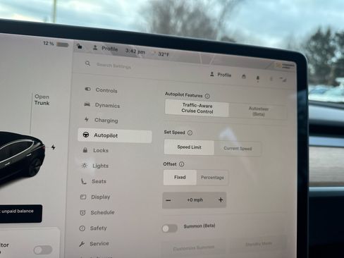 Used 2018 Tesla Model 3 Long Range image 31