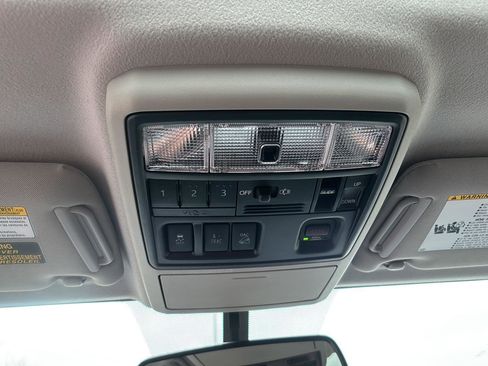 Used 2018 Toyota 4Runner Limited AWD/4WD image 35