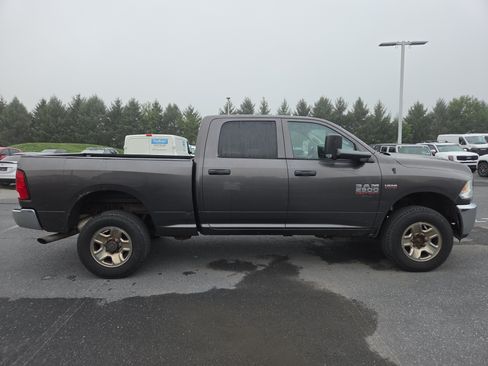 Used 2015 RAM 2500 Tradesman w/ Chrome Appearance Group AWD/4WD image 16