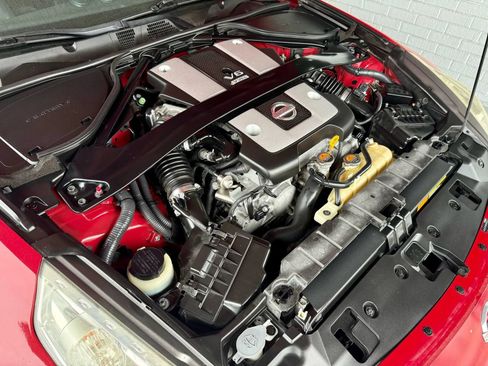 Used 2015 Nissan 370Z Touring Sport RWD image 14