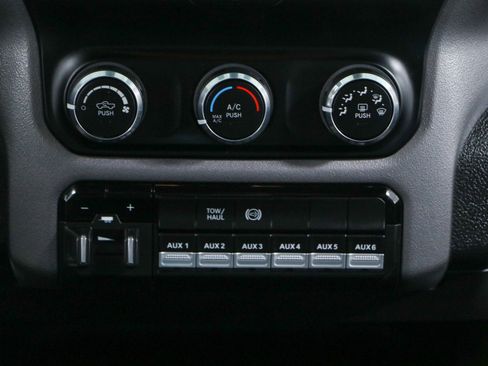 Used 2024 RAM 3500 SLT w/ Quick Order Package 2YG SLT image 19