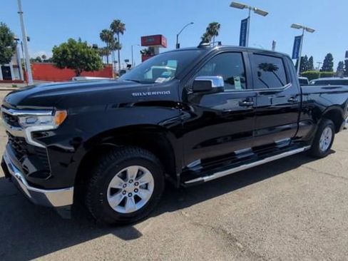 Certified 2024 Chevrolet Silverado 1500 LT w/ Protection Package AWD/4WD image 4