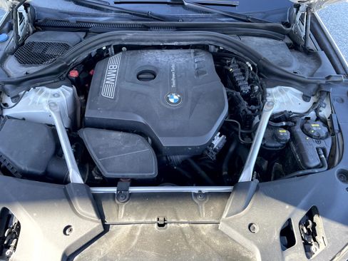 Used 2019 BMW 530i xDrive w/ Premium Package AWD/4WD image 6