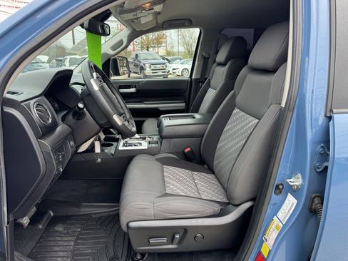 Used 2021 Toyota Tundra SR5 w/ SR5 Upgrade Package image 15