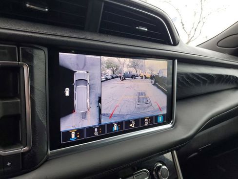 Used 2021 GMC Yukon Denali w/ Denali Ultimate Package image 21