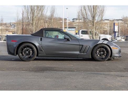 Used 2013 Chevrolet Corvette Grand Sport w/ 3LT Preferred Equipment Group image 2