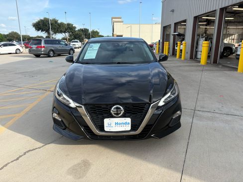 Used 2022 Nissan Altima 2.5 SR FWD image 3