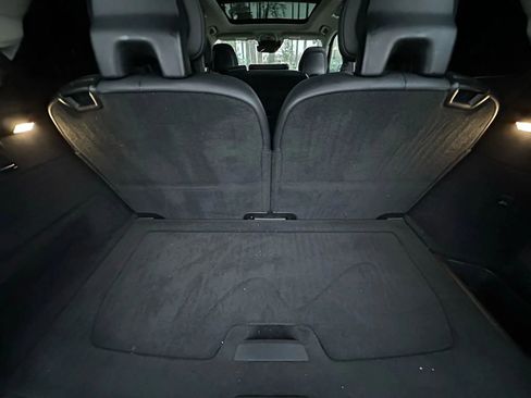 Used 2018 Volvo XC90 T6 Momentum w/ Convenience Package image 15