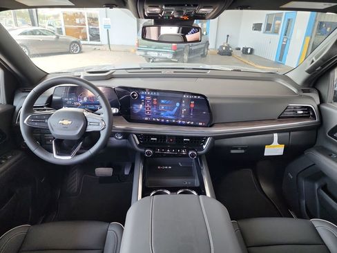 New 2026 Chevrolet Suburban Premier w/ Sun And Tow Package image 17