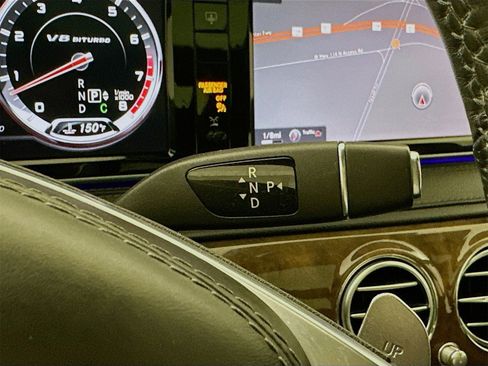 Used 2014 Mercedes-Benz S 63 AMG 4MATIC Sedan image 18