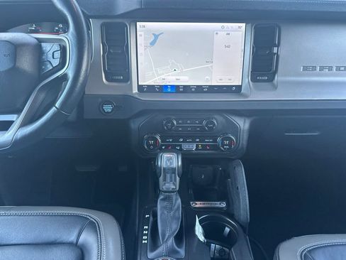 Used 2025 Ford Bronco Outer Banks w/ Sasquatch Package AWD/4WD image 19