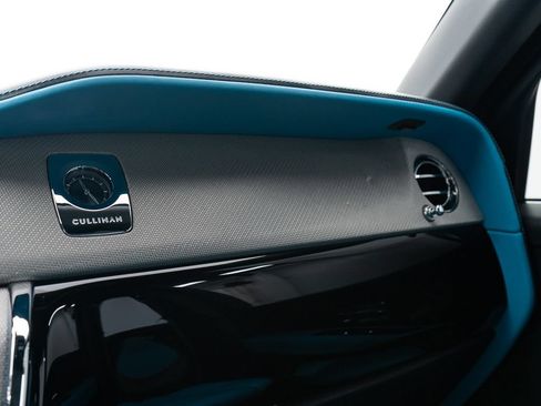 Certified 2024 Rolls-Royce Cullinan w/ Cullinan Package AWD/4WD image 48