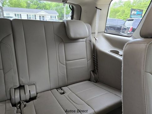 Used 2016 GMC Yukon SLT w/ Open Road Package RWD image 31