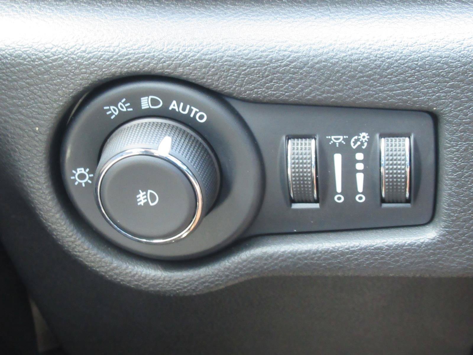 Used 2022 Chrysler Pacifica Limited w/ S Appearance Package FWD image 24