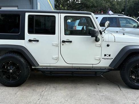 Used 2007 Jeep Wrangler Unlimited X image 8