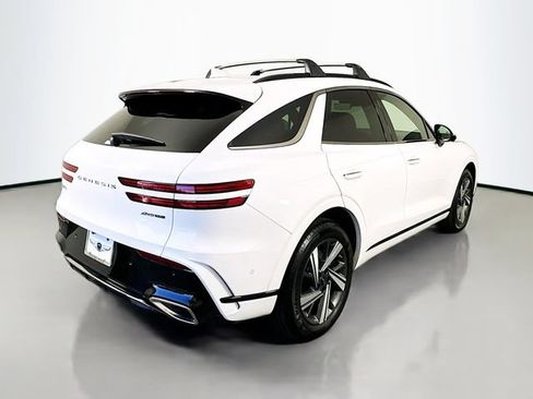 Certified 2026 Genesis GV70 3.5T Sport Advanced AWD/4WD image 5