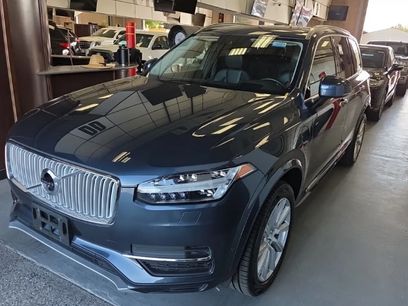 Used 2019 Volvo XC90 T8 Inscription w/ Advanced Package