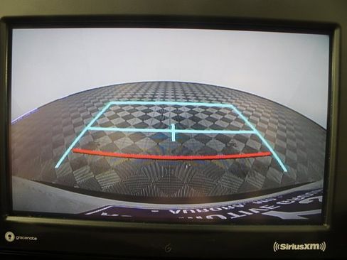 Used 2021 Toyota RAV4 XLE Premium image 3