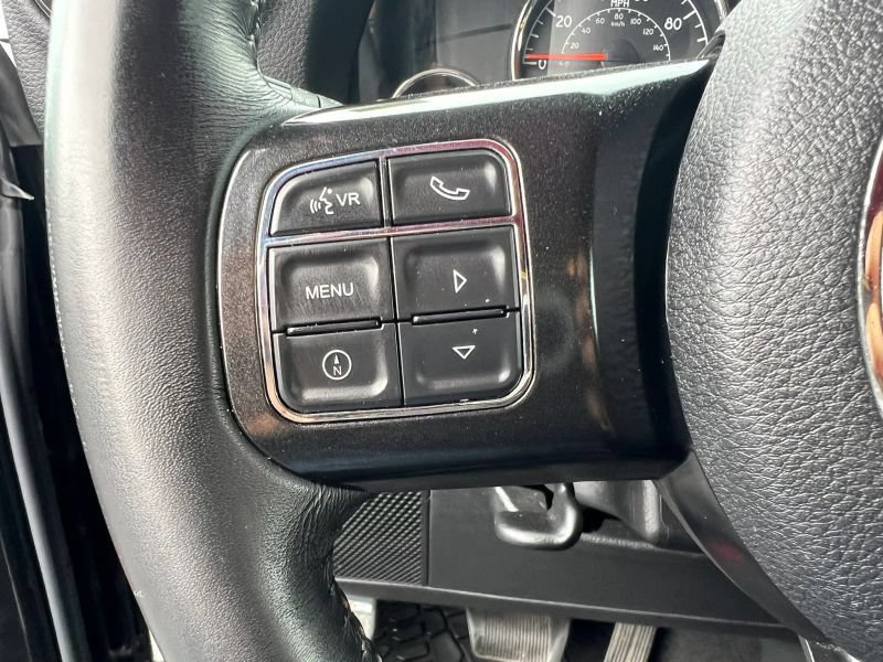 Used 2018 Jeep Wrangler Unlimited Rubicon AWD/4WD image 25