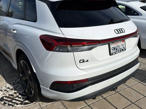 Certified 2024 Audi Q4 e-tron Premium Plus w/ Premium Plus image 35