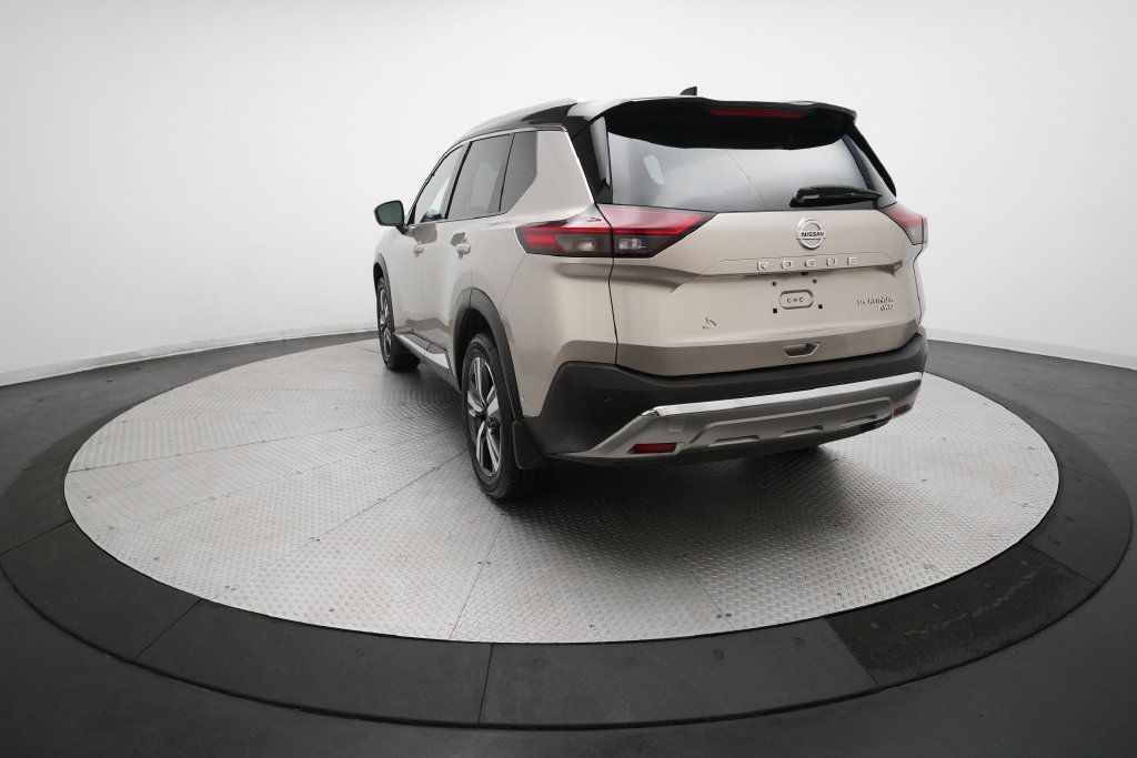 Used 2021 Nissan Rogue Platinum AWD/4WD image 32