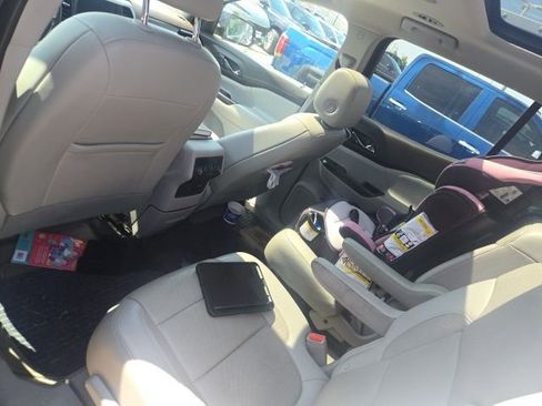 Used 2020 GMC Acadia SLT FWD image 6