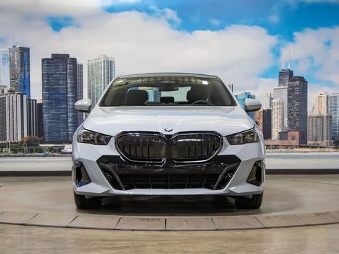 New 2027 BMW 530i xDrive AWD/4WD image 3
