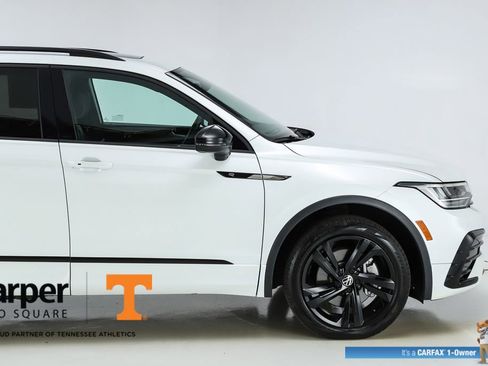 Used 2024 Volkswagen Tiguan SE R-Line FWD image 12