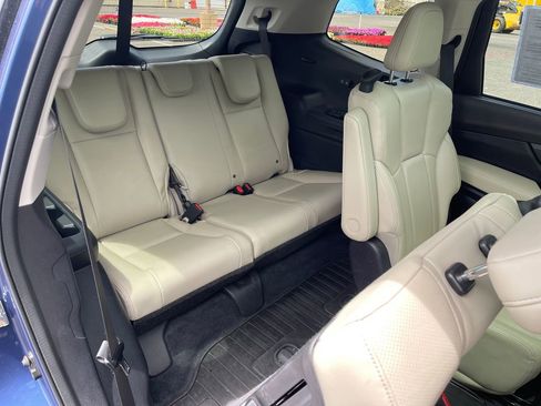 Used 2021 Subaru Ascent Limited w/ Technology Package AWD/4WD image 33