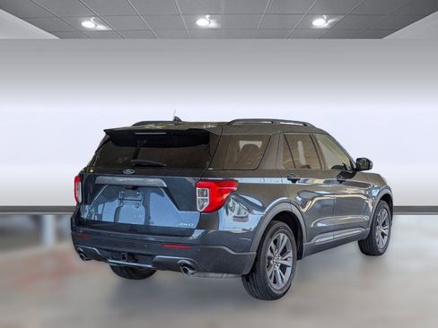 Certified 2023 Ford Explorer XLT w/ Equipment Group 202A image 8