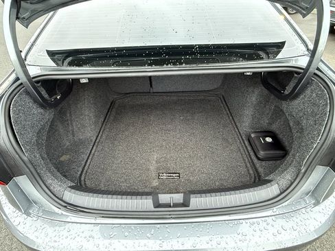 Used 2019 Volkswagen Jetta S w/ Driver Assistance Package image 13