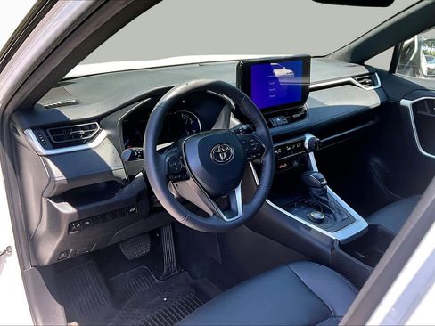 Certified 2024 Toyota RAV4 XSE AWD/4WD image 18