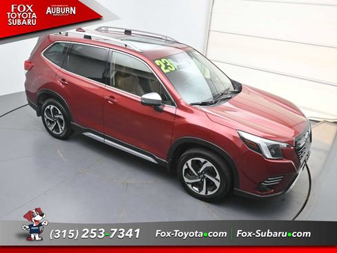 Used 2023 Subaru Forester Touring AWD/4WD image 32