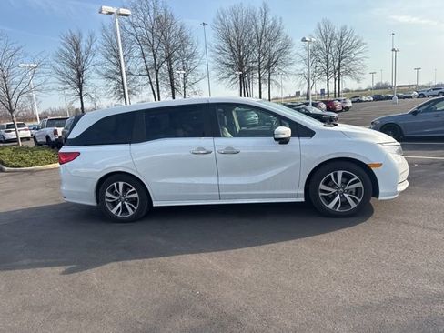 Used 2021 Honda Odyssey Touring image 8