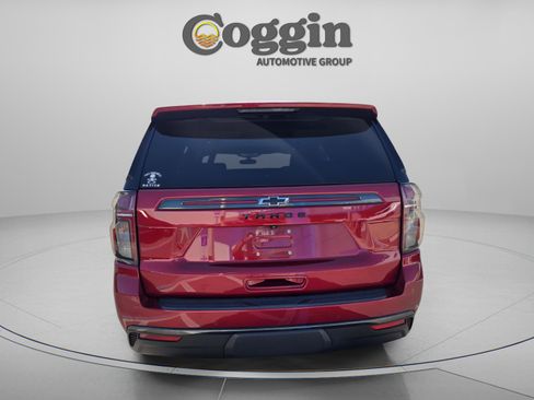 Used 2021 Chevrolet Tahoe Z71 w/ Luxury Package AWD/4WD image 4