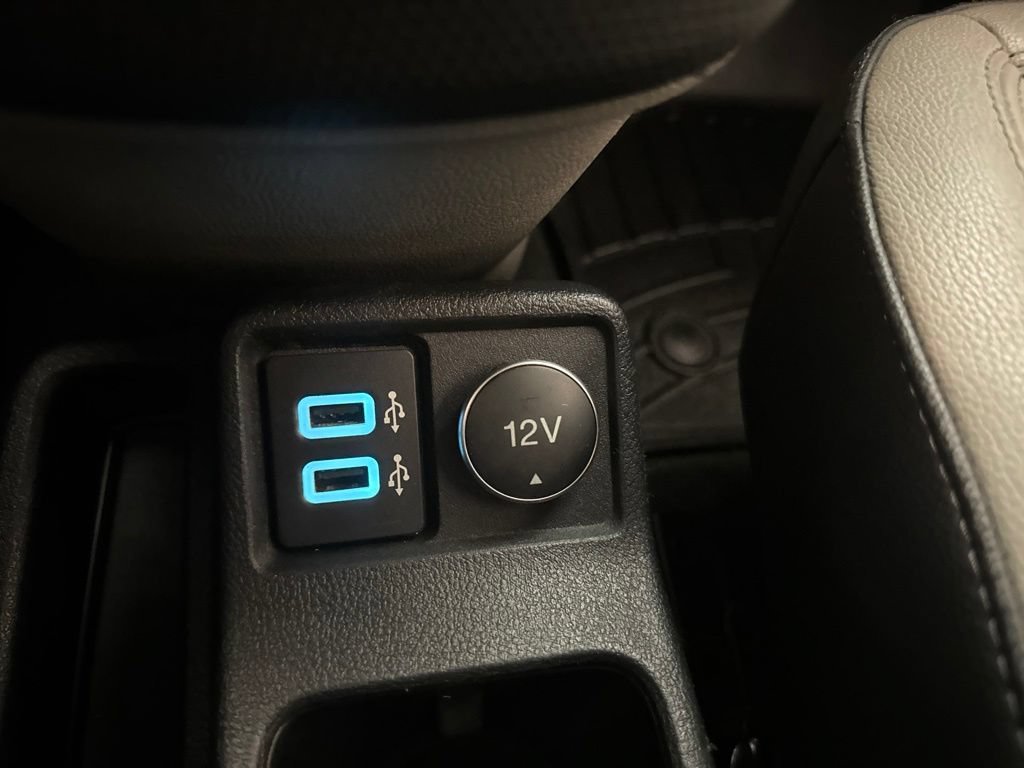 Used 2019 Ford Transit Connect Titanium FWD image 33